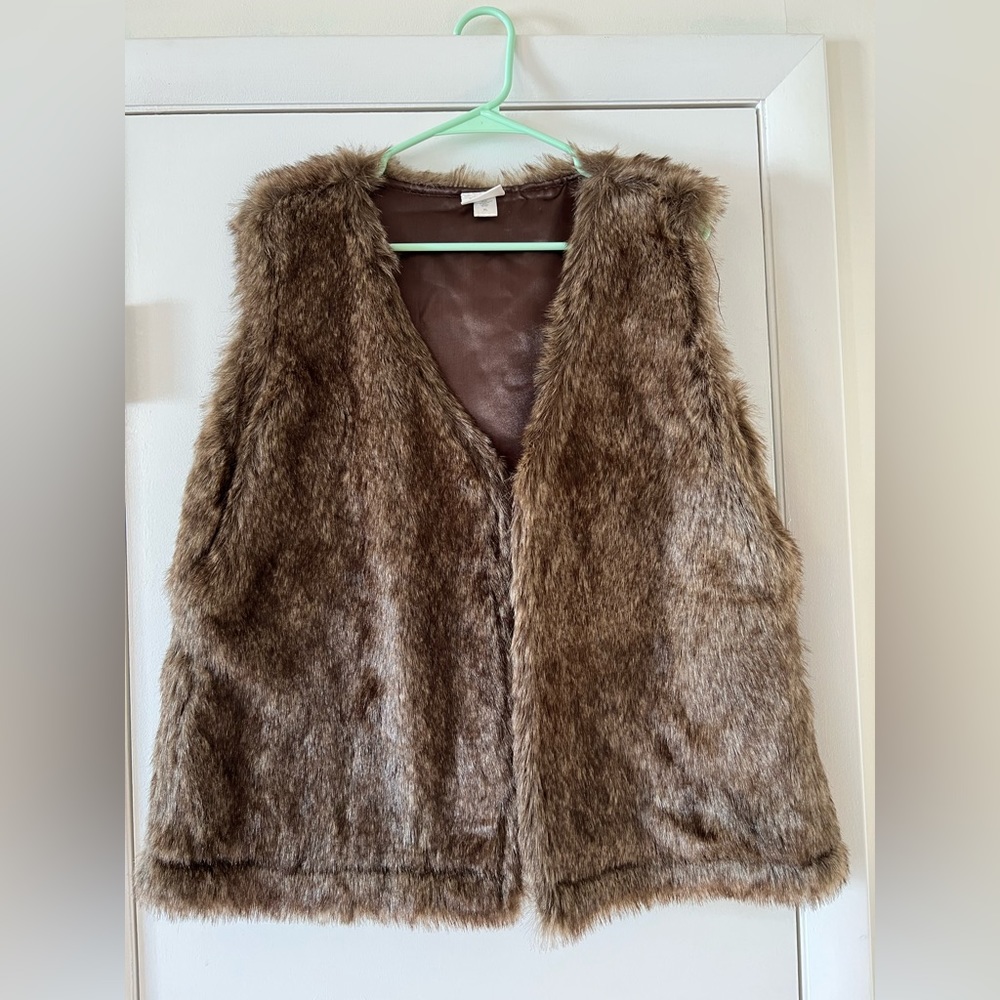 Sleeveless Brown Faux Fur Vest